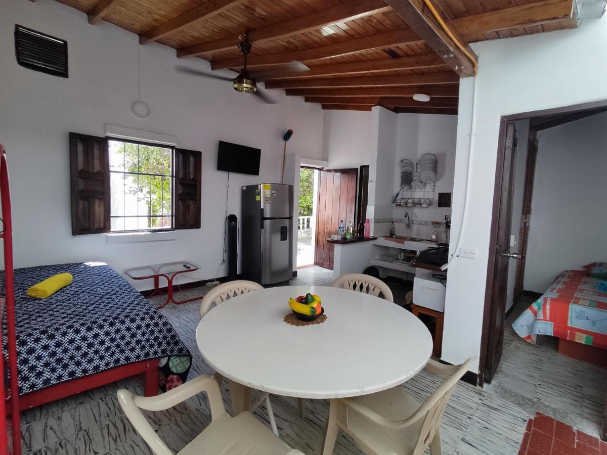 Cabana 52 En La Aldea Doradal Santorini Colombiano 外观 照片